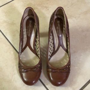 Brown naturalizer heels